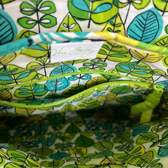 Vera Bradley Limes Up Pattern Green Floral Quilted Shoulder Crossbody Saddle Bag - Picture 11 of 13